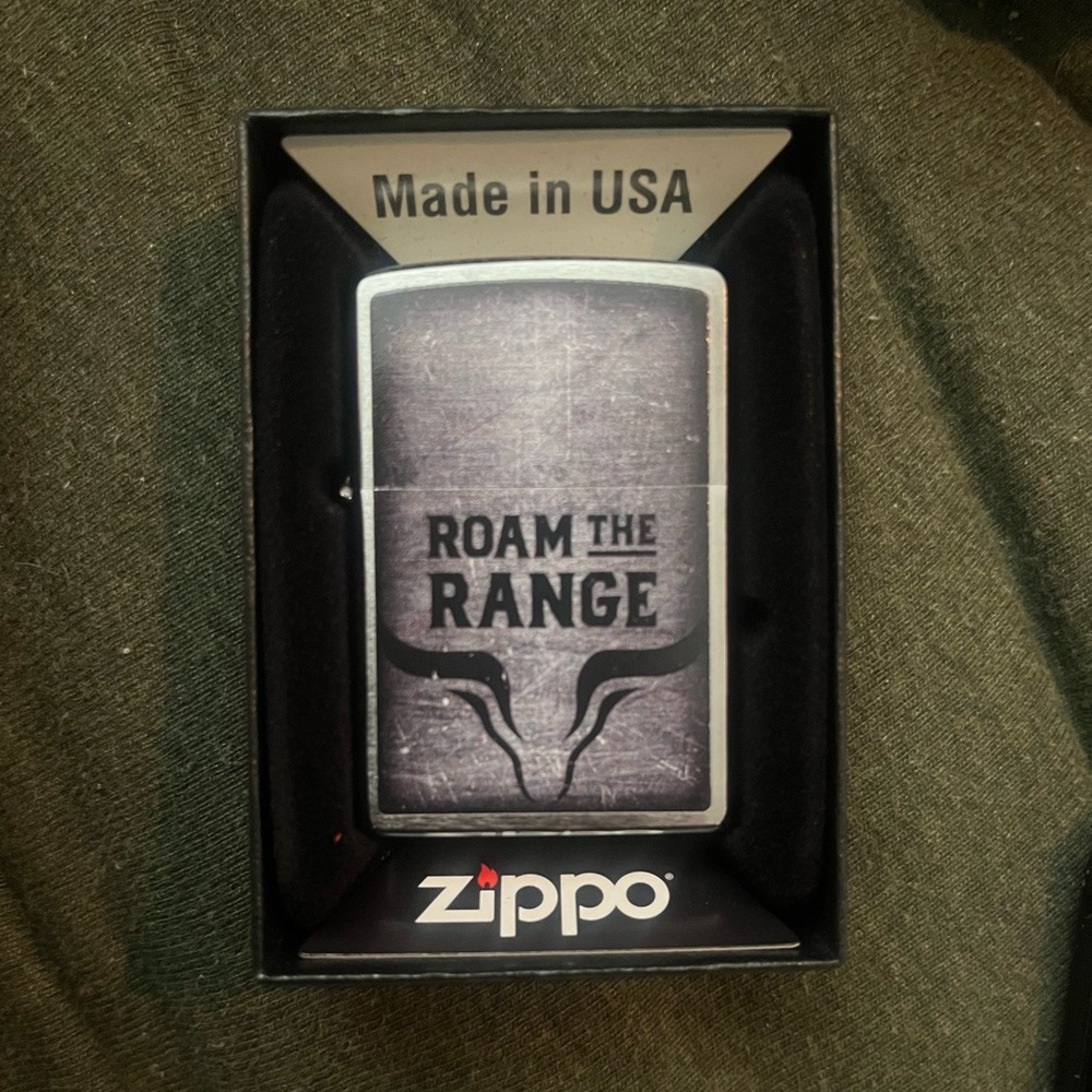 *BRAND NEW/ UNUSED* ‘Roam The Range’ Limited Edition Zippo Lighter *needs fluid*